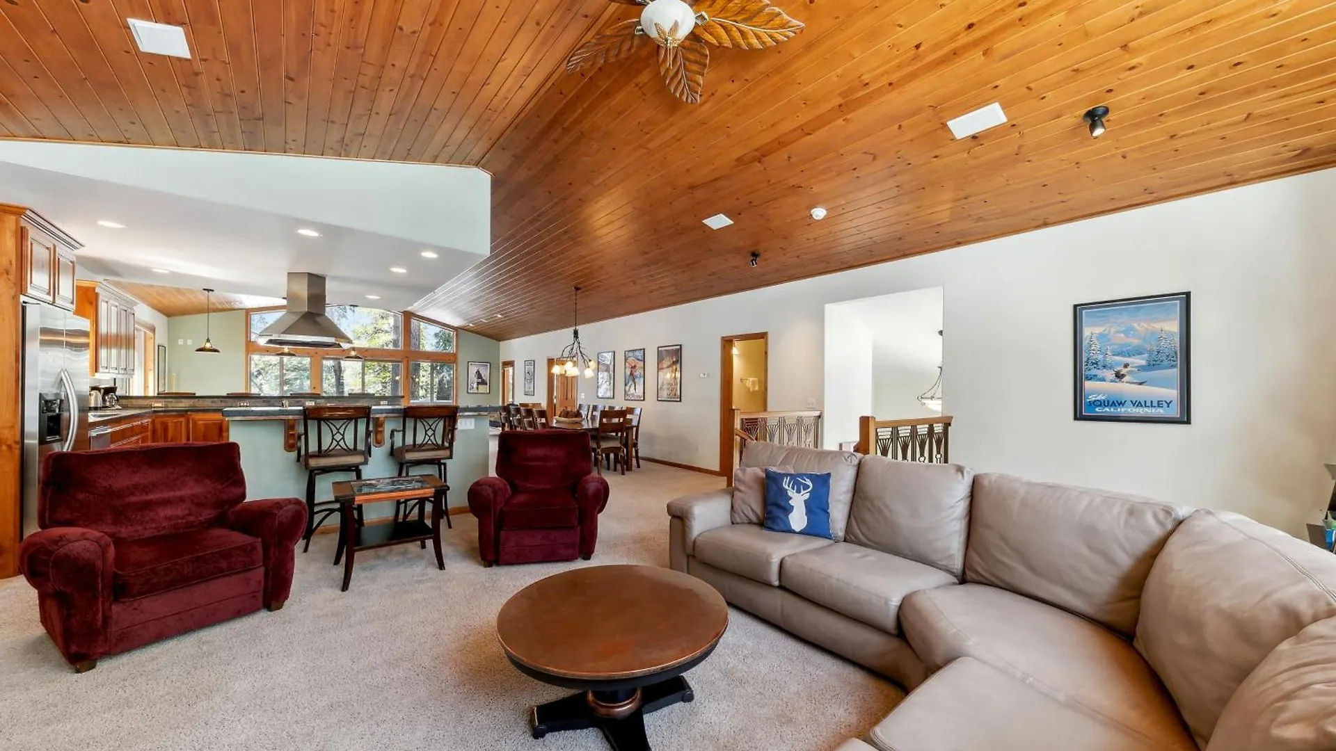 Artisan Chalet: Pet Friendly Deluxe Kitchen Games South Lake Tahoe Apartment